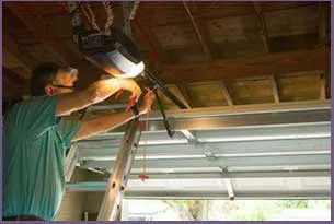 Community Garage Door Service Willoughby, OH 440-381-8219 - 6-content-door-repair